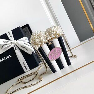 Classic CHANEL Bag: A Stylish and Versatile Choice for Elegance